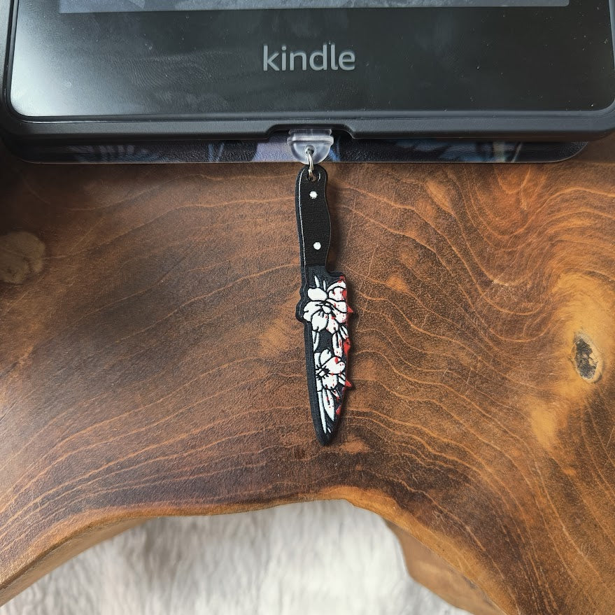 Dagger dust plug