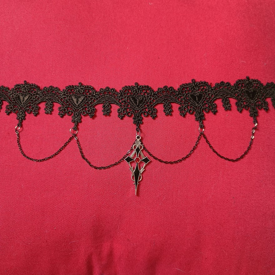 Midnights secret choker