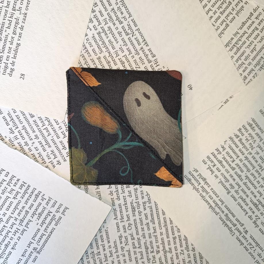 Pumkaboooo bookmark