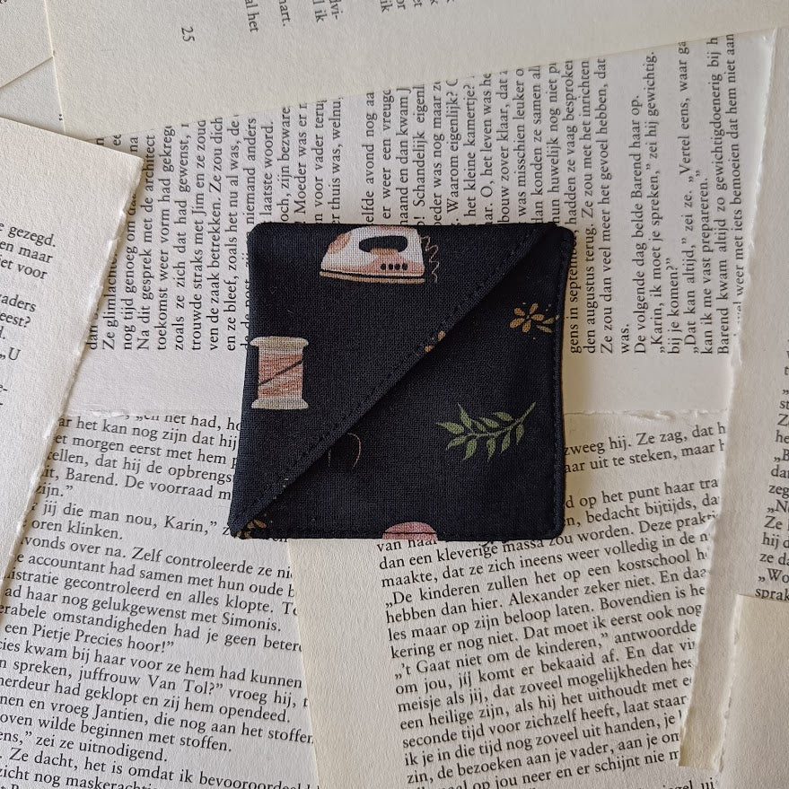 Crafty Bookmark