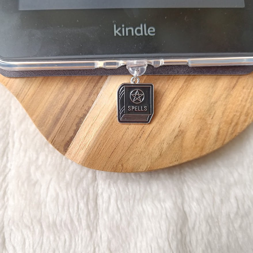 Spellbook dust plug