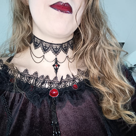 Bloodvow choker