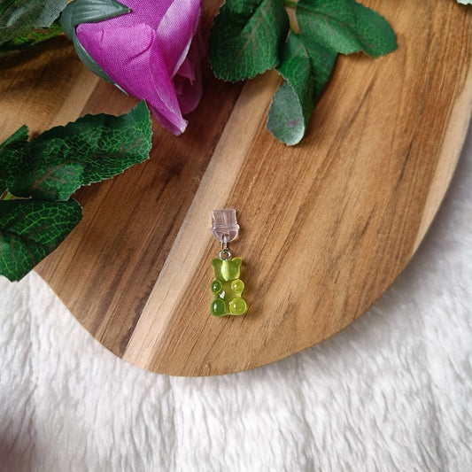 Gummy bear dust plug