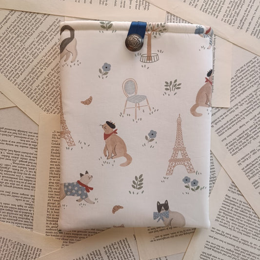 Oui oui Meow meow booksleeve