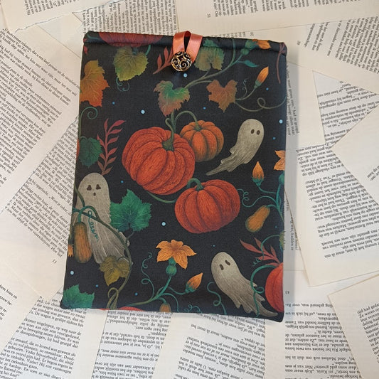 Pumpkaboooo booksleeve
